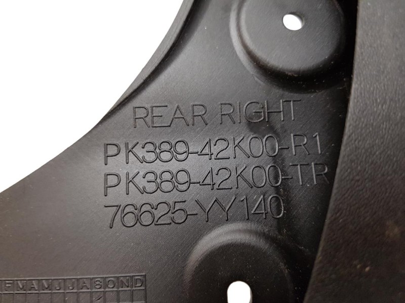 APU0105 (3).jpg