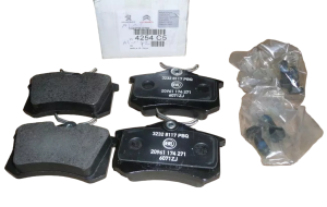 Hintere Bremsbeläge Citroen Peugeot 4254C5 Neu Original OE