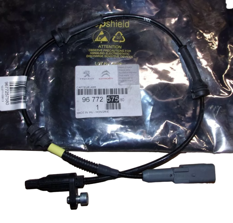 9677257580 .JPG