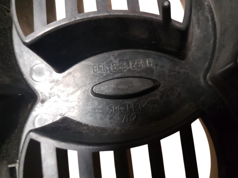 Atrapa Grill Kratka Chrom Audi A3
