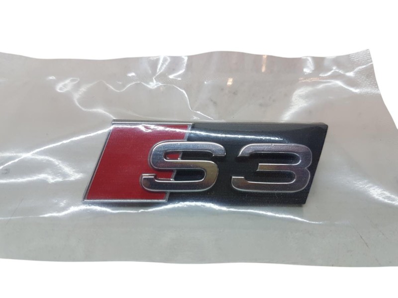Emblemat Audi S3 8P0853736A IDEALPARTS.PL