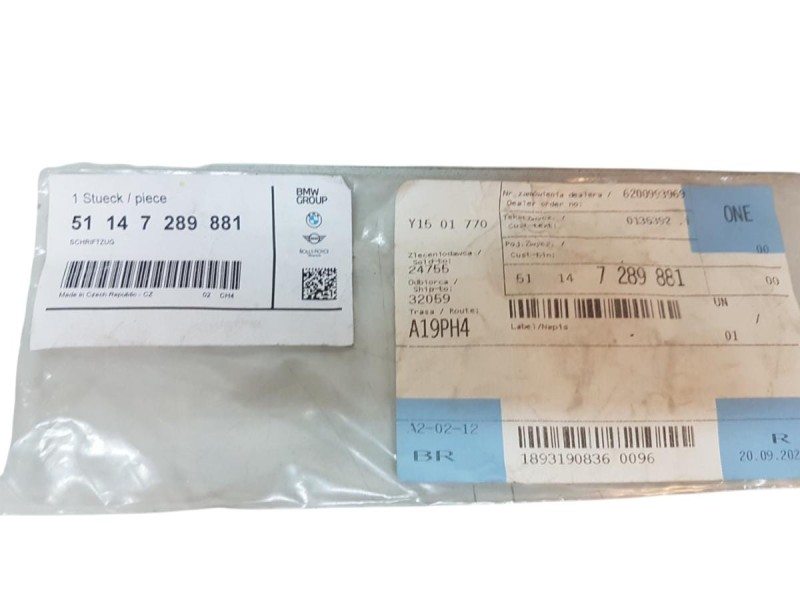Emblemat BMW 3 F30 F31 318 D