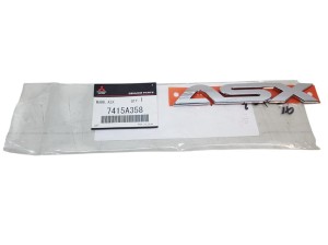 Emblemat Monogramm-Logo 7415A111 Mitsubishi ASX Neu Original OE