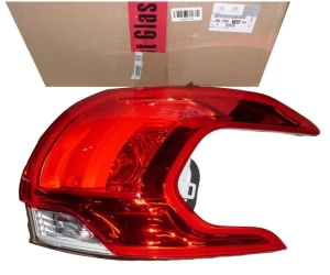 RECHTE RÜCKLEUCHTE PEUGEOT 2008 9678074380