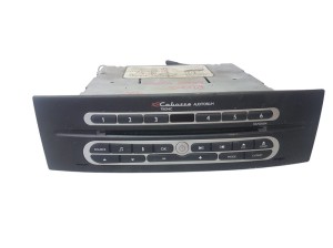 Cabasse Radio-CD-Player für Renault Laguna II 8200290679 Original OE