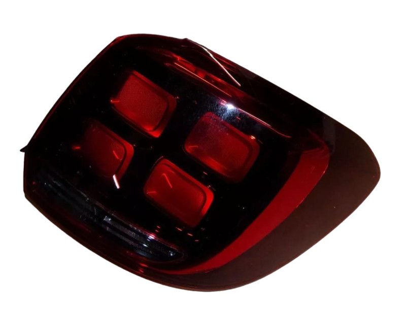 LAMPA PRAWY TYŁ DACIA SANDERO 265506147R