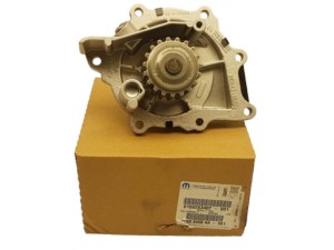 Citroen Peugeot Wasserpumpe 2.2 HDI 155253407 Neu Original OE