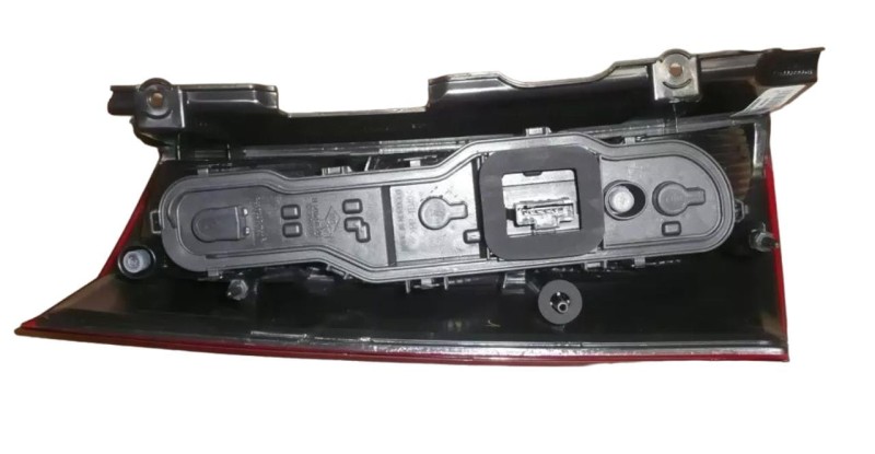 Lampa Prawy Tył Dacia Dokker 265509604R idealparts.pl